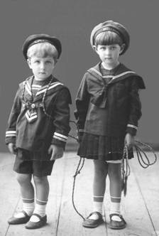 Сестра Елена с братом Яном, 1931 г.